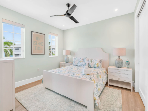 Luxury Oceanfront Vacation Rental in Marathon FL - 5-Bedroom Stunning Views